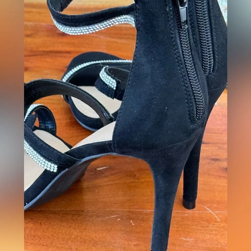 NY&Co black bling strapy stilettos sandals w/zip back nwot sz 9